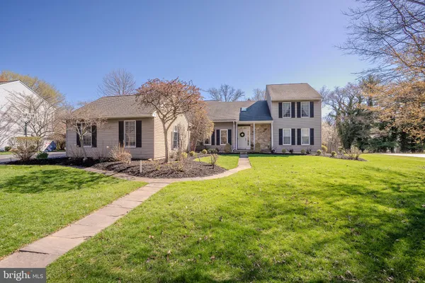 $1,265,000 | 29 Suffolk Lane, Princeton Junction, NJ 08550