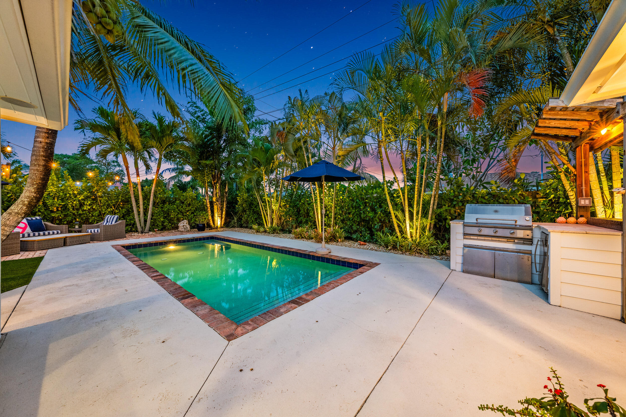 106 Windsor Road East Jupiter, FL 33469 - Photo 28 of 38 106 Windsor Road E-6