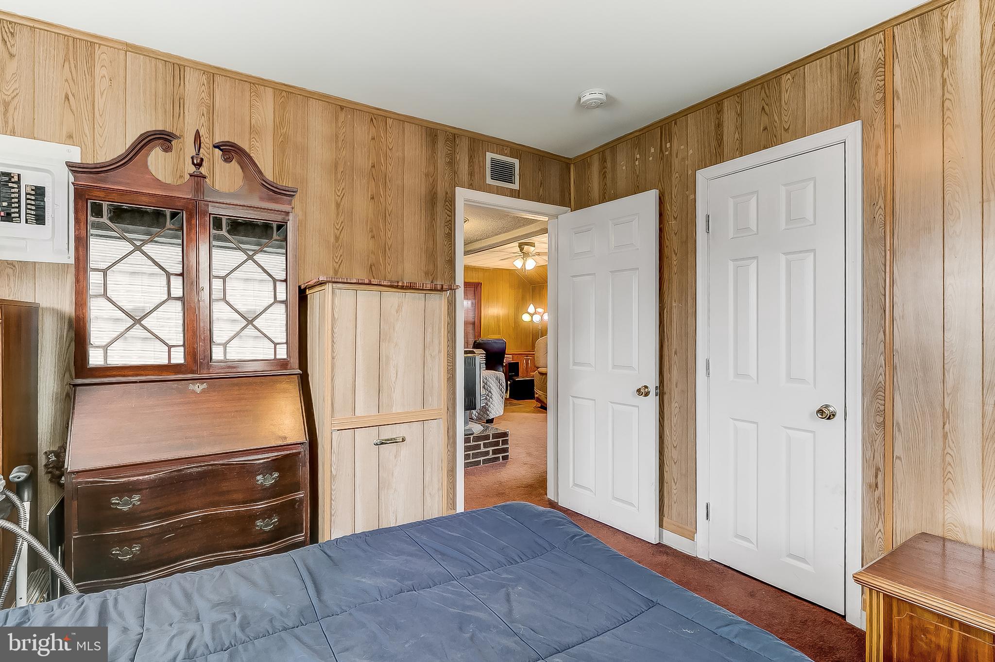 3403 Sollers Point Road Baltimore, MD 21222 - Photo 12 of 29