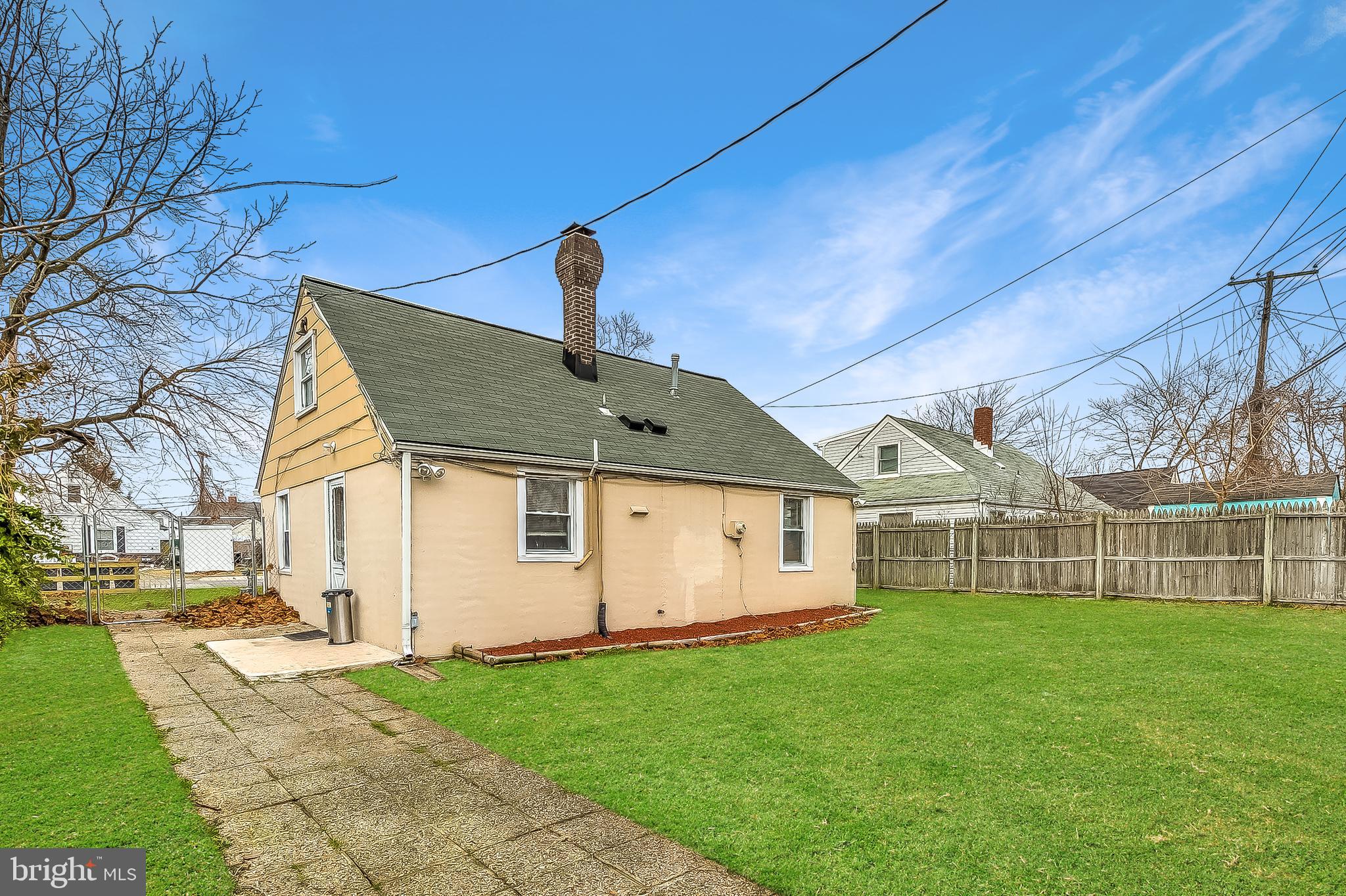 3403 Sollers Point Road Baltimore, MD 21222 - Photo 29 of 29 If you love to have a tiny house, pick me.