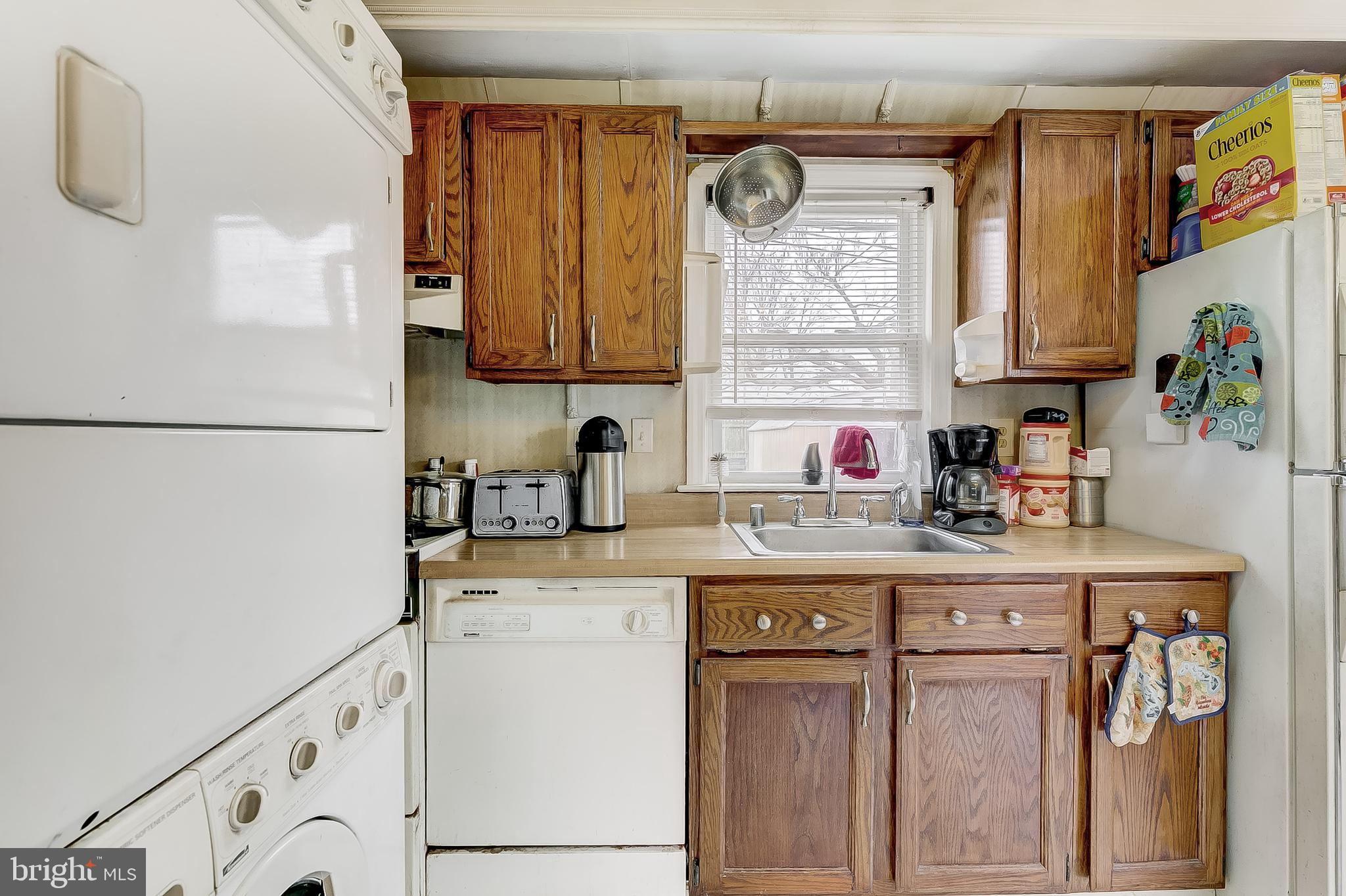3403 Sollers Point Road Baltimore, MD 21222 - Photo 7 of 29 Need a dishwasher?