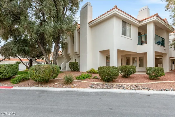 $295,333 | 7620 Rolling View Drive, Unit 101, Las Vegas, NV 89149