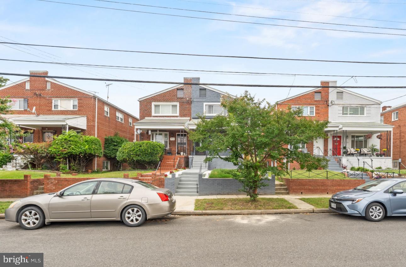 714 Hamilton Street Northeast Washington, DC 20011 - Photo 12 of 43