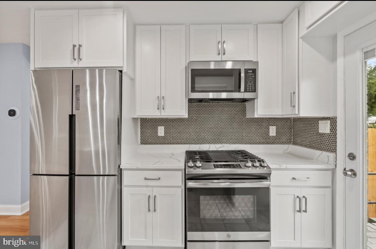 714 Hamilton Street Northeast Washington, DC 20011 - Photo 14 of 43