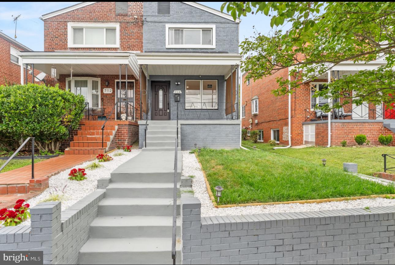714 Hamilton Street Northeast Washington, DC 20011 - Photo 3 of 43