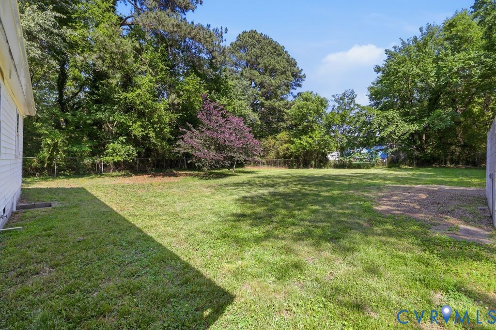 1611 Bolton Road Richmond, VA 23225 - Photo 26 of 41