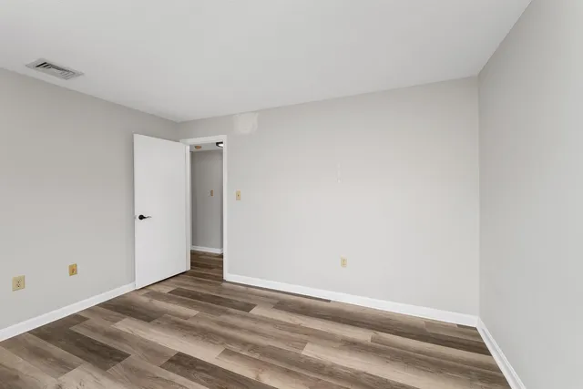 $295,000 | 3 Roedean Drive, Unit 207, Nashua, NH 03063