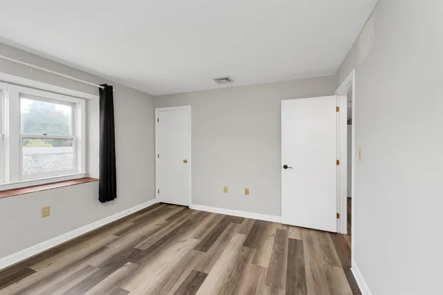 $295,000 | 3 Roedean Drive, Unit 207, Nashua, NH 03063