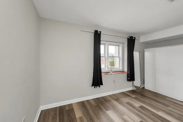 $295,000 | 3 Roedean Drive, Unit 207, Nashua, NH 03063