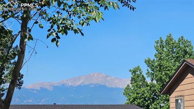 $450,000 | 7025 Nettlewood Place, Colorado Springs, CO 80918