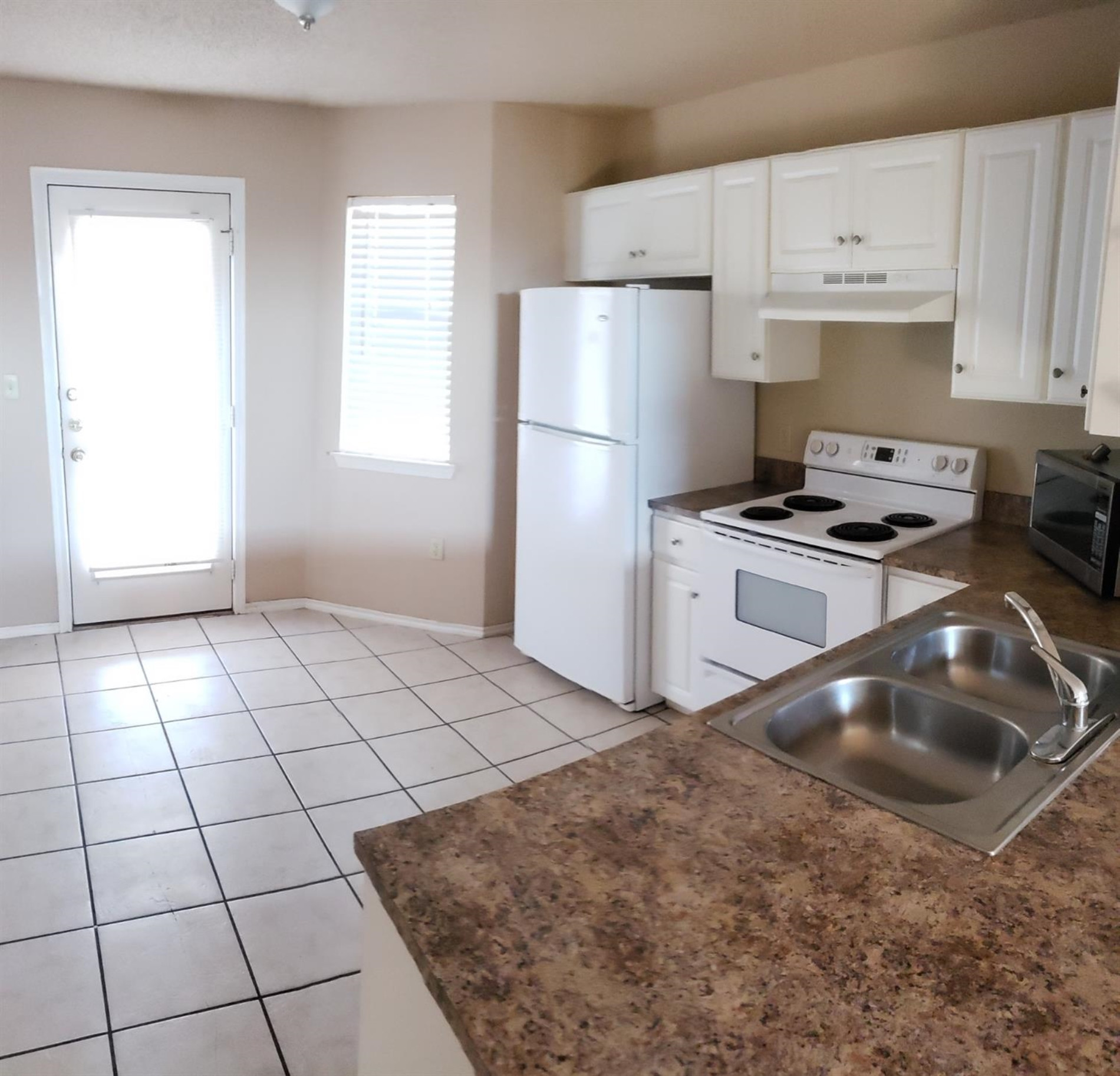 5825 6th Street, Unit D Lubbock, TX 79416 - Photo 3 of 10 Photo 3