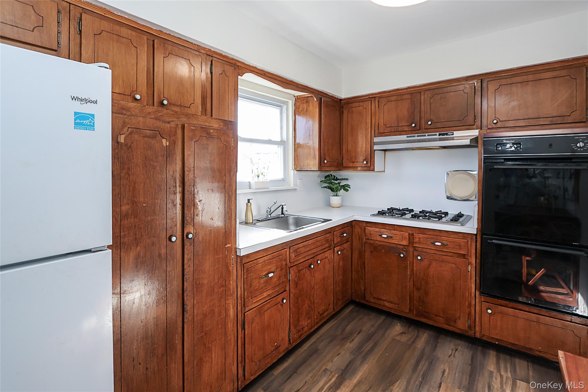 216-14 132nd Road Queens, NY 11413 - Photo 12 of 26