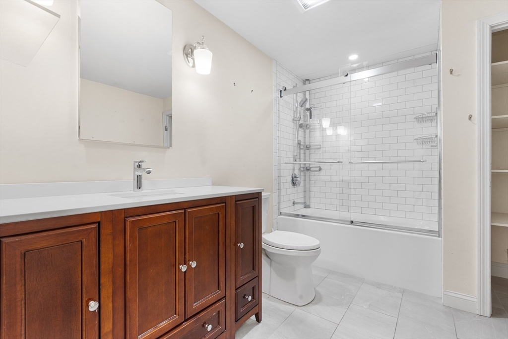 14 Williams Street, Unit C17 Danvers, MA 01923 - Photo 17 of 30