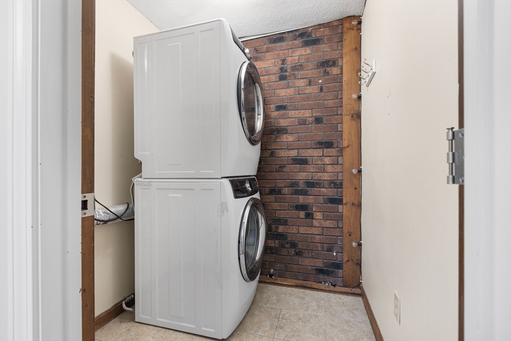 14 Williams Street, Unit C17 Danvers, MA 01923 - Photo 18 of 30