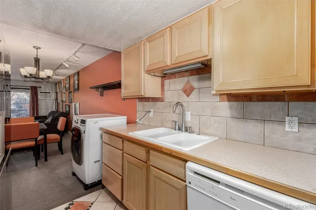 $193,000 | 1021 Carr Street, Unit 22, Lakewood, CO 80214