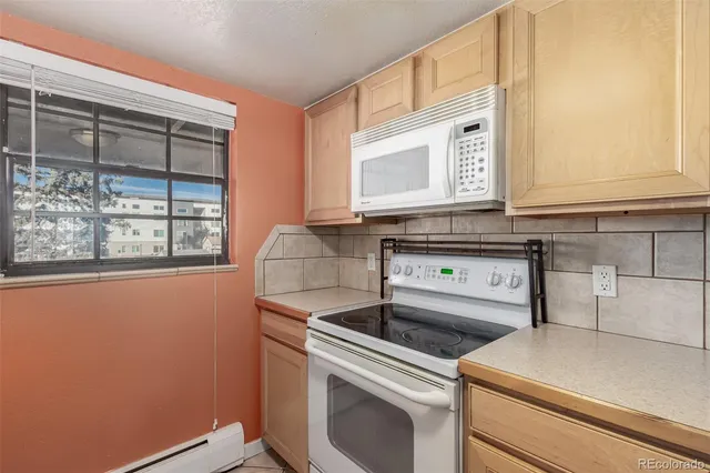 $193,000 | 1021 Carr Street, Unit 22, Lakewood, CO 80214