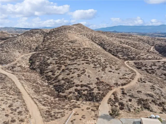 $299,000 | 41095 Voyager Road, Colton, CA 92324