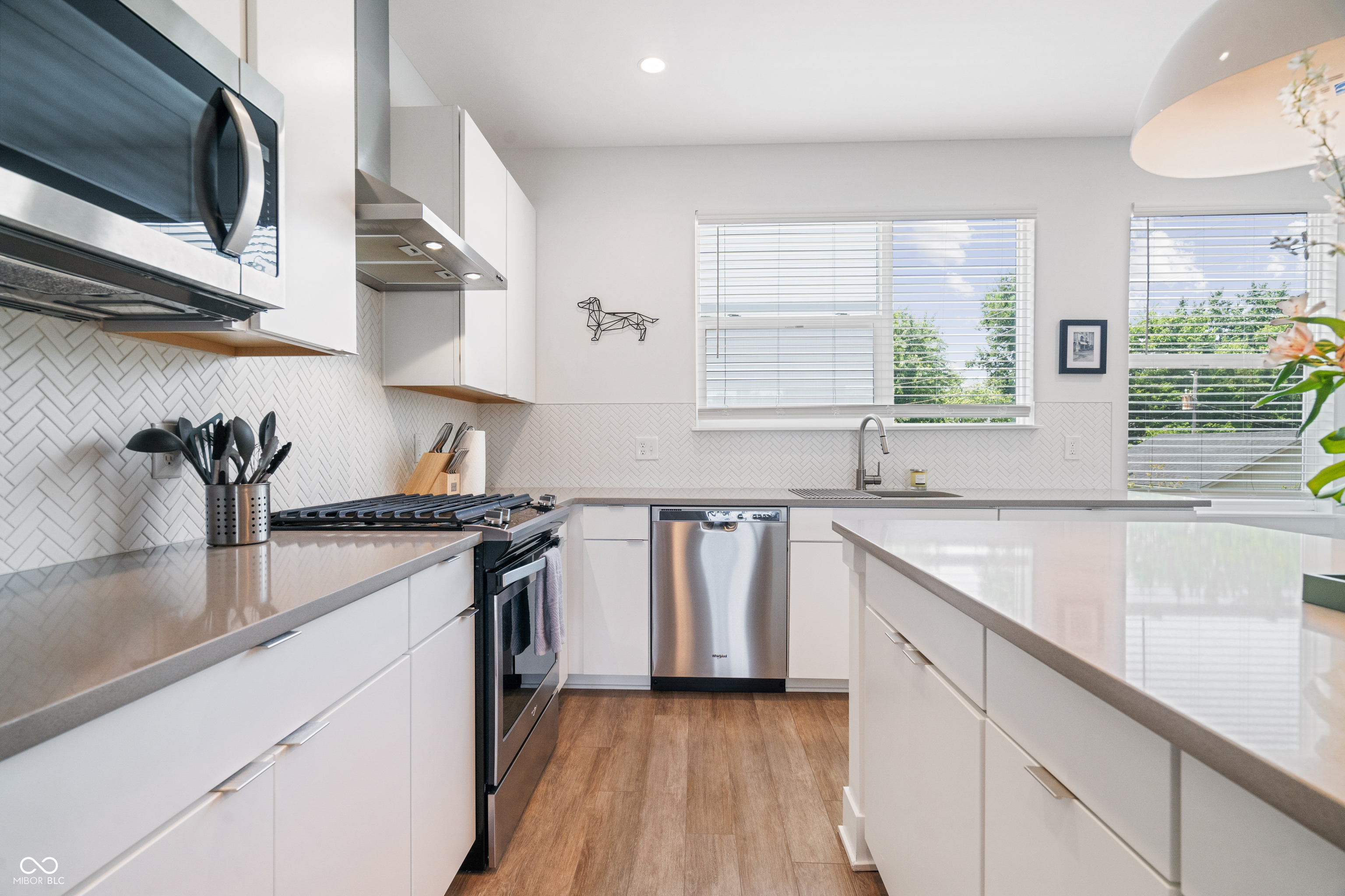 1012 Sterling Street Indianapolis, IN 46201 - Photo 10 of 35