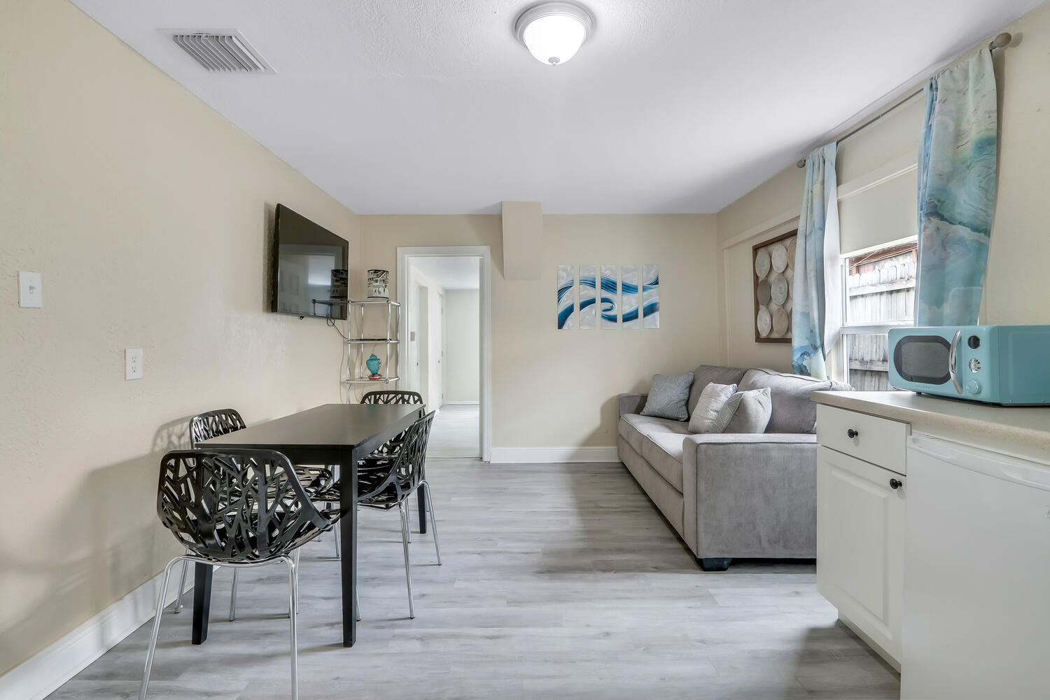 159 East 24th Street Riviera Beach, FL 33404 - Photo 11 of 27 Living 2nd side
