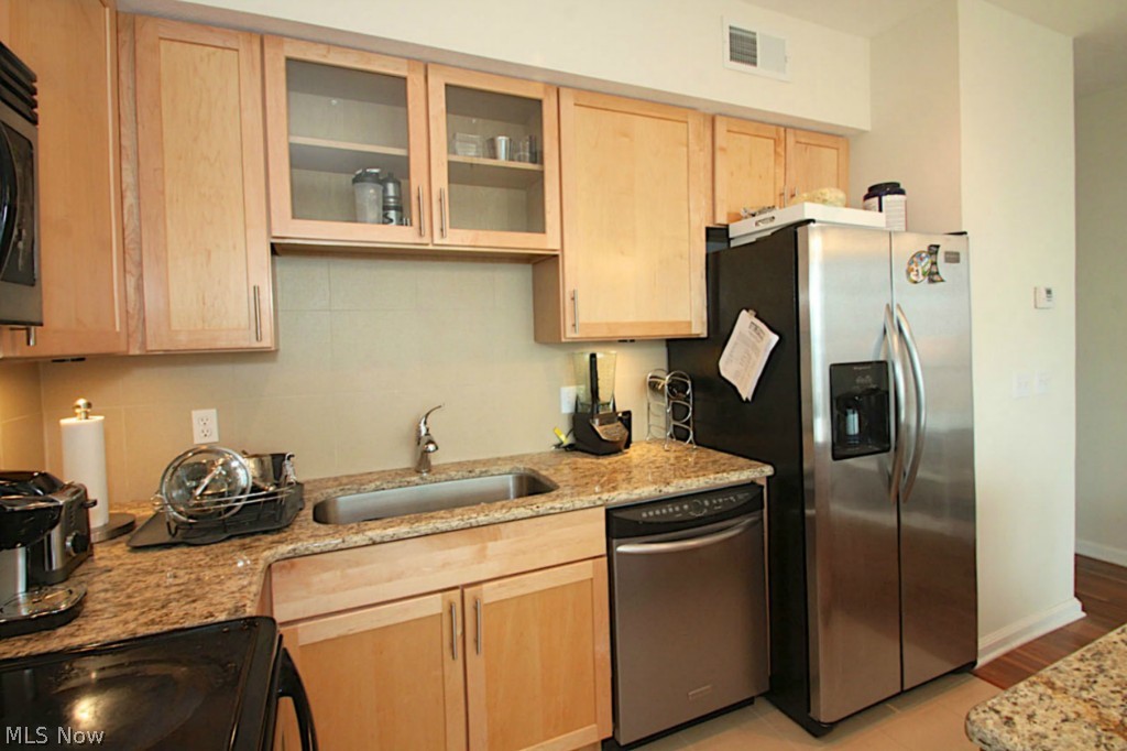 1237 Washington Avenue, Unit 1010 Cleveland, OH 44113 - Photo 10 of 20