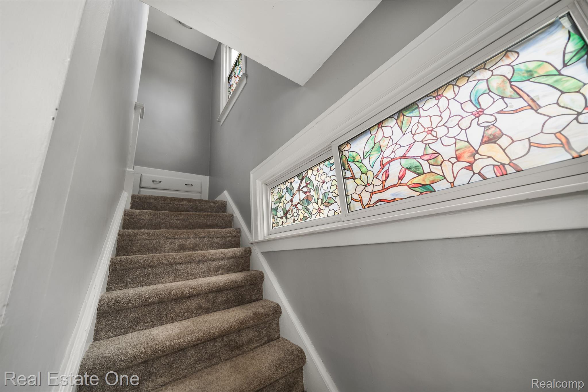 190 Chippewa Road Pontiac, MI 48341 - Photo 18 of 35 upstairs