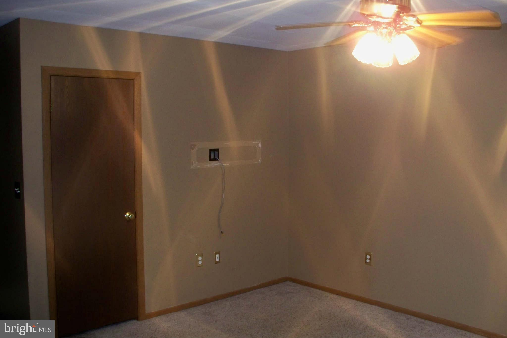 809 Park Road Hagerstown, MD 21740 - Photo 14 of 16 Family Room