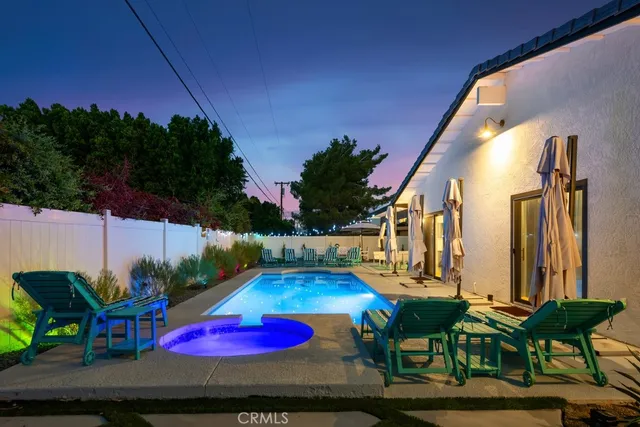 a view of outdoor space yard deck and patio