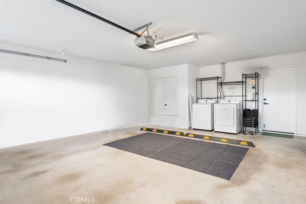 1980 East Rochelle Road Palm Springs, CA 92262 - Photo 37 of 60 a view of a room with gym equipment