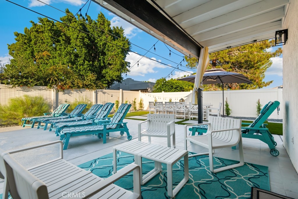 1980 East Rochelle Road Palm Springs, CA 92262 - Photo 39 of 60