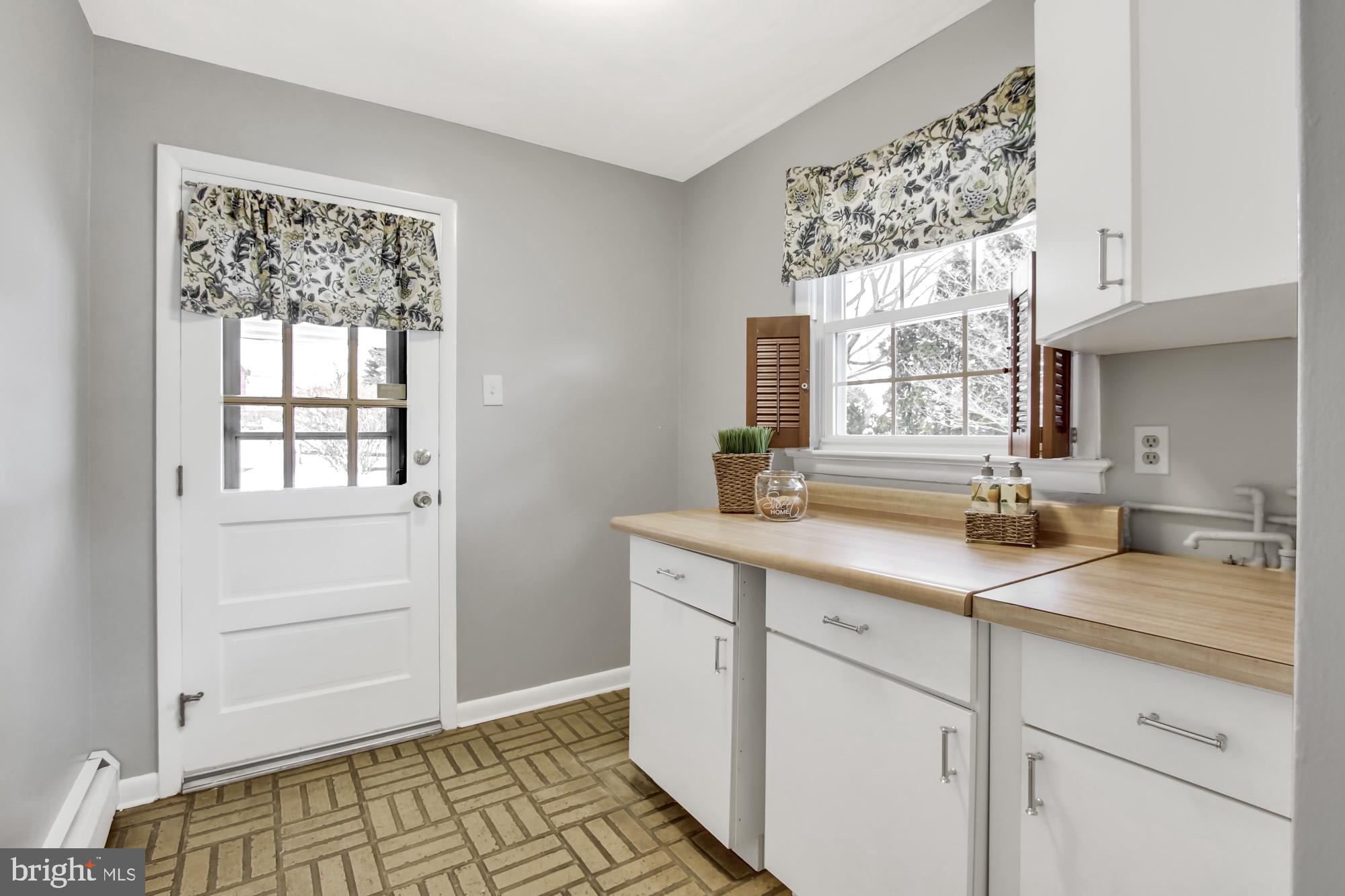 1201 Valley View Road York, PA 17403 - Photo 13 of 34 Gallery Image 13