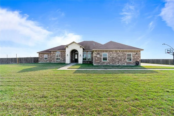 $750,000 | 2446 Salevan Drive, Corpus Christi, TX 78415