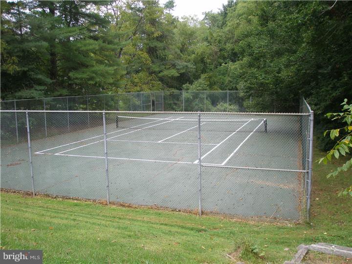 1138 Country Club Road West Chester, PA 19382 - Photo 14 of 19 Side Yard