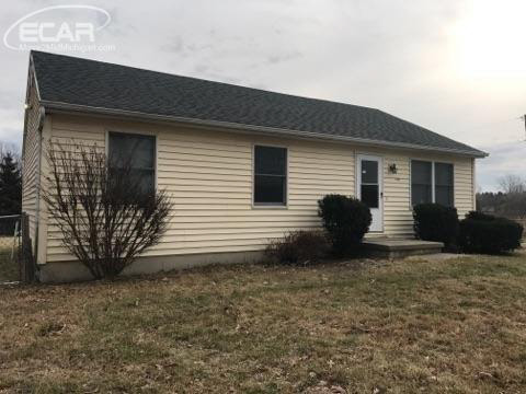 1740 North Cedar Road Fowlerville, MI 48836 - Photo 1 of 5