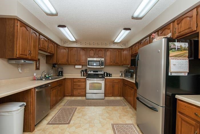 3892 Spring Street Northeast Solon, IA 52333 - Photo 7 of 24 Gallery Image 7