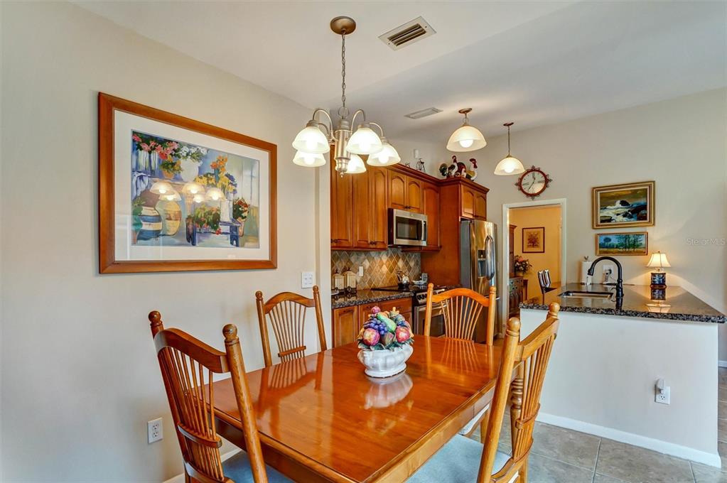 11816 Lipsey Road Tampa, FL 33618 - Photo 23 of 50