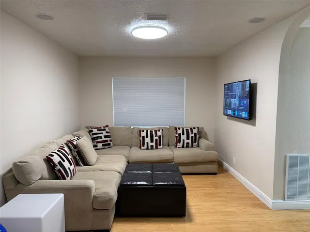 $1,295,000 | 3290 Southwest 131st Terrace, Davie, FL 33330