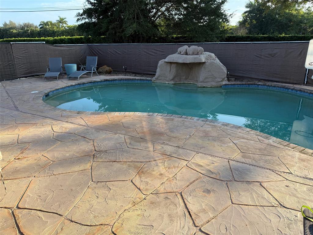 3290 Southwest 131st Terrace Davie, FL 33330 - Photo 38 of 46