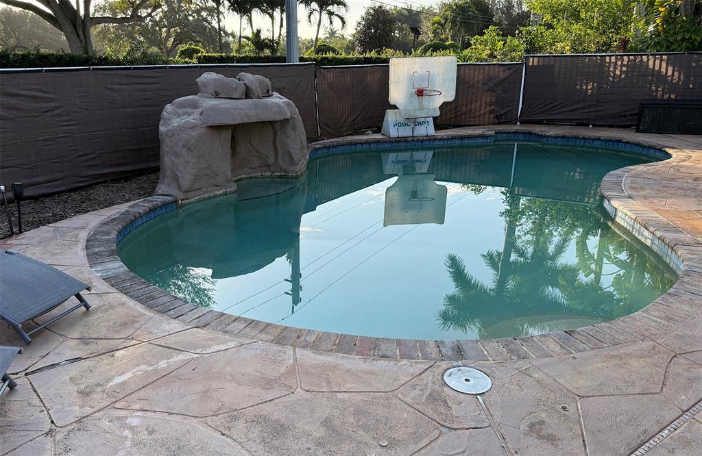 3290 Southwest 131st Terrace Davie, FL 33330 - Photo 39 of 46