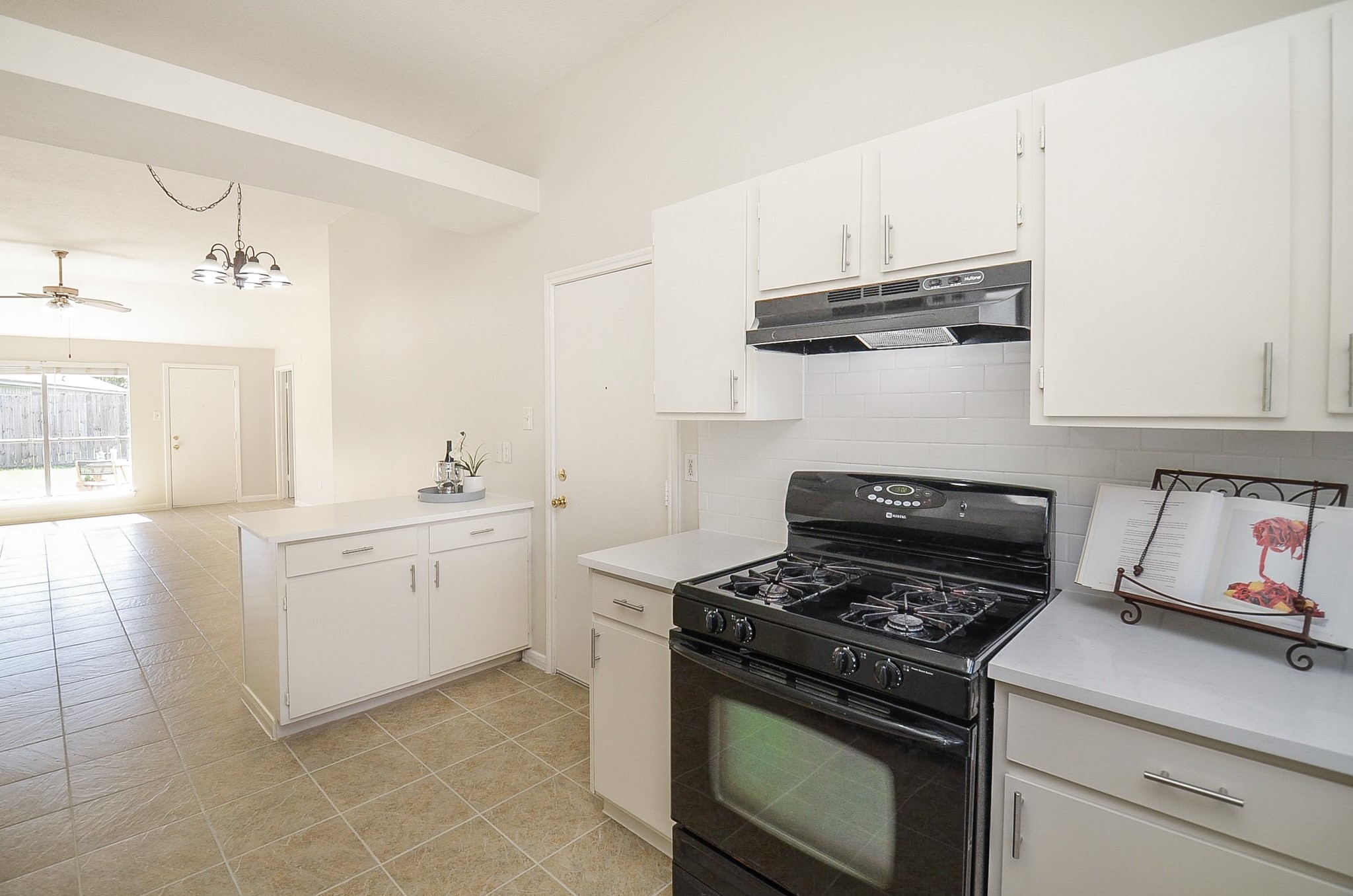 22819 Pebworth Place Spring, TX 77373 - Photo 8 of 22 Gas cooking!