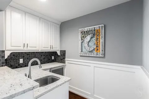 a close view of sink and tap
