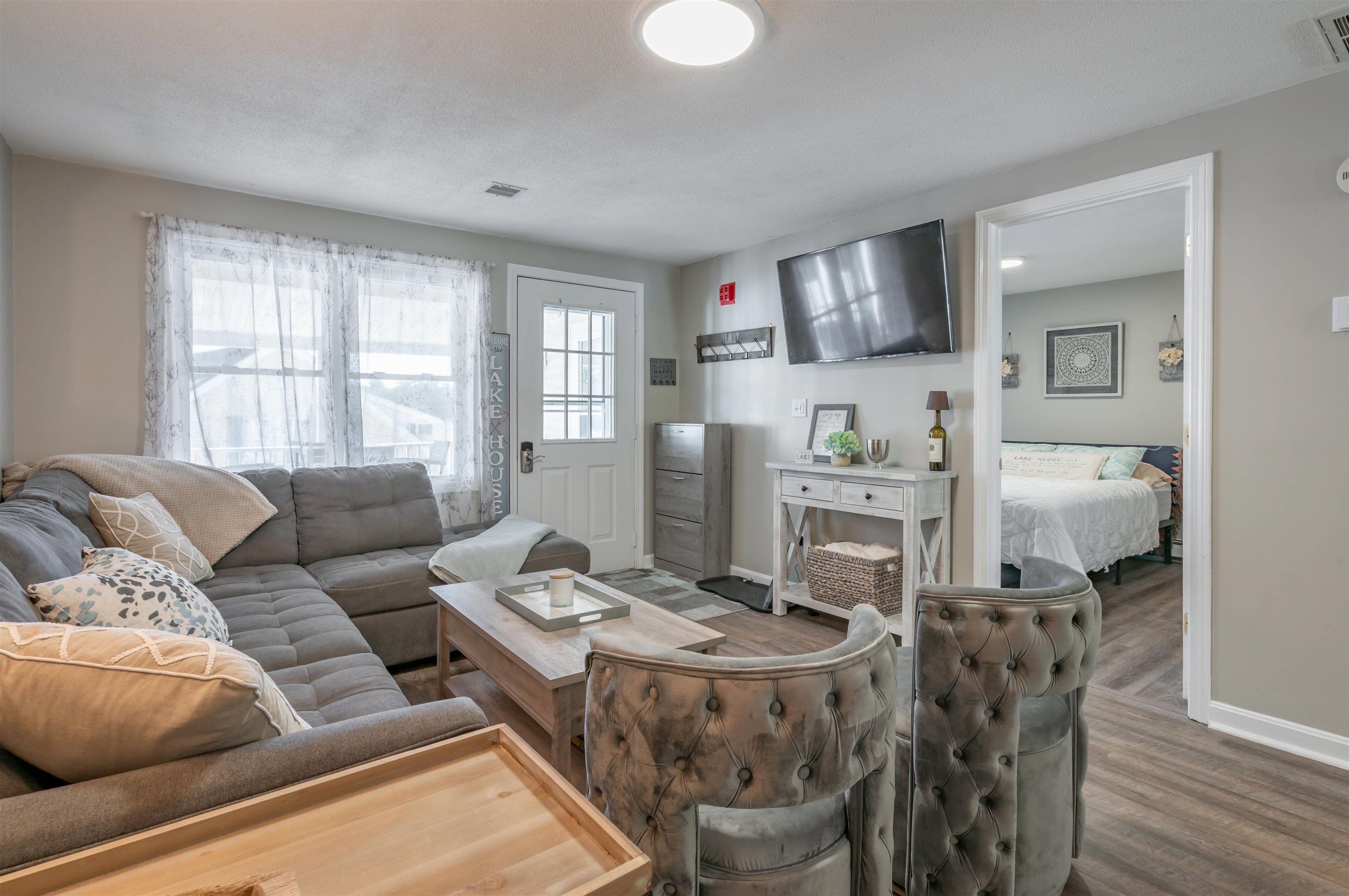 16 Hill Road, Unit 8 Tilton, NH 03276 - Photo 7 of 31