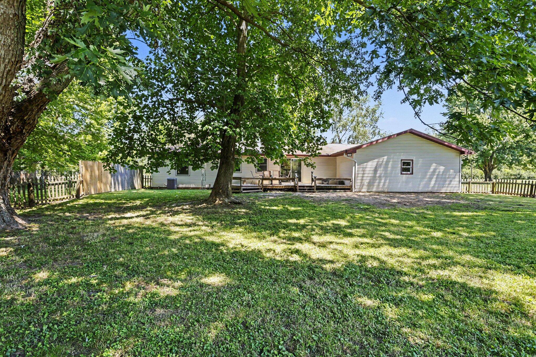 4226 John Goff Road Watervliet, MI 49098 - Photo 40 of 40 030_file_4797