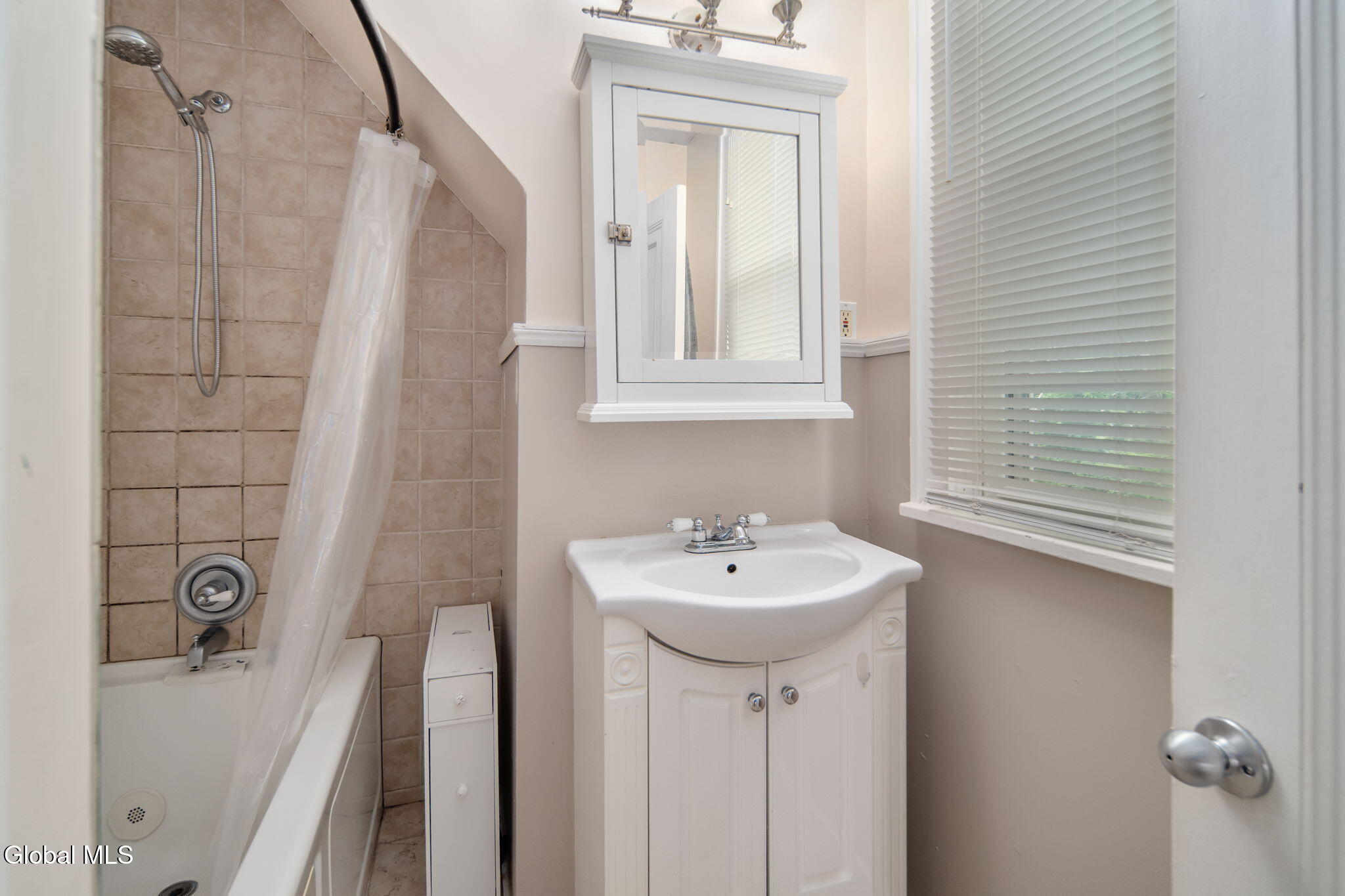 102 Delaware Avenue Rensselaer, NY 12144 - Photo 27 of 56 27