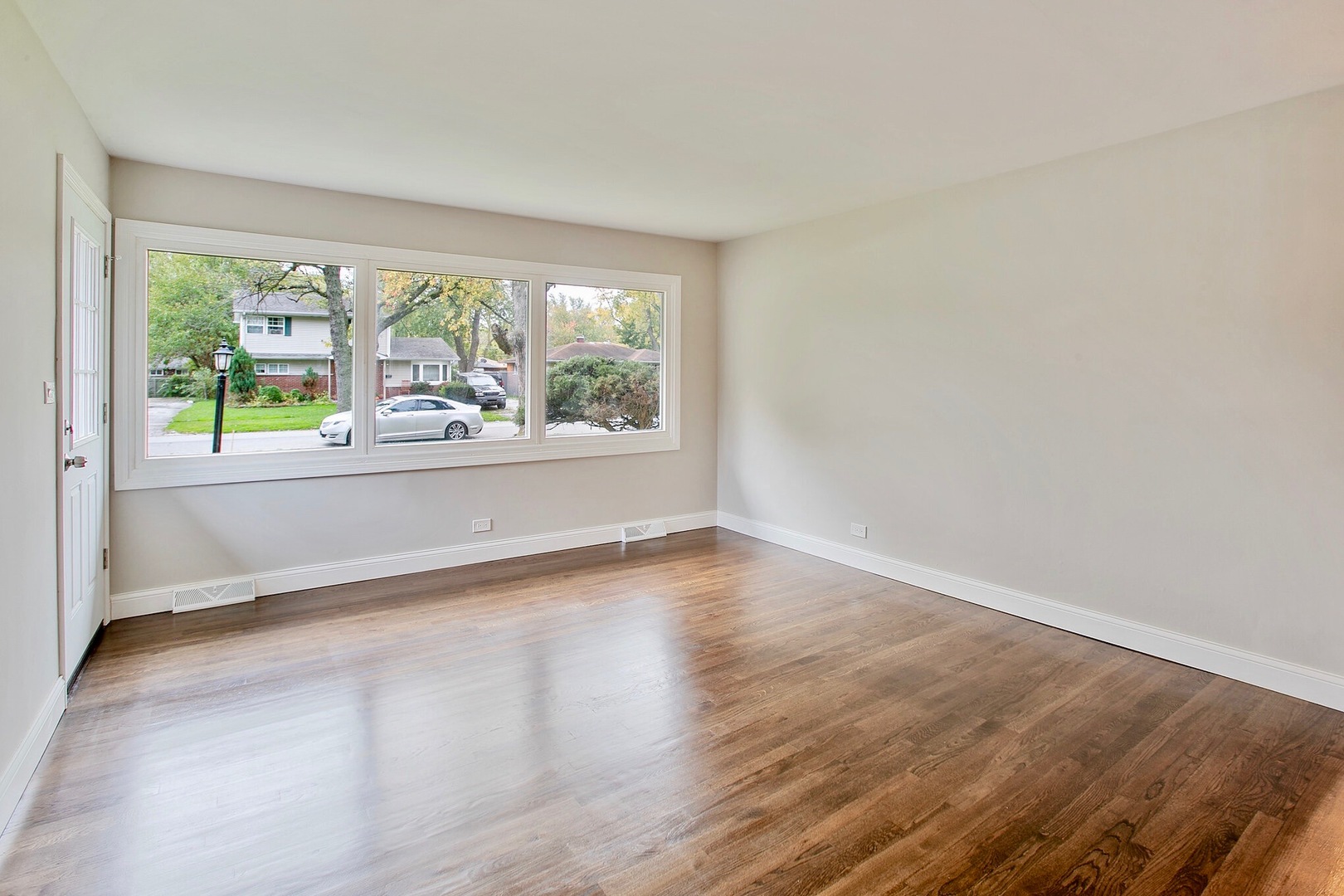 3016 Nottingham Avenue Markham, IL 60428 - Photo 2 of 13
