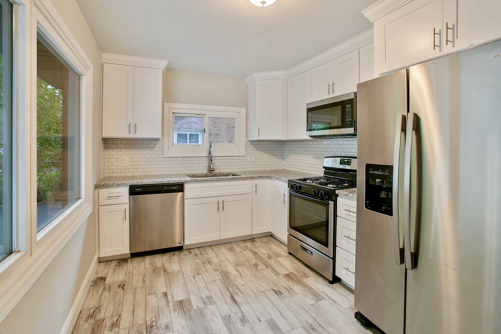 3016 Nottingham Avenue Markham, IL 60428 - Photo 4 of 13