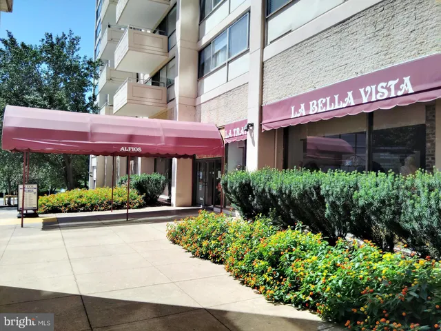 a car parked in front of building