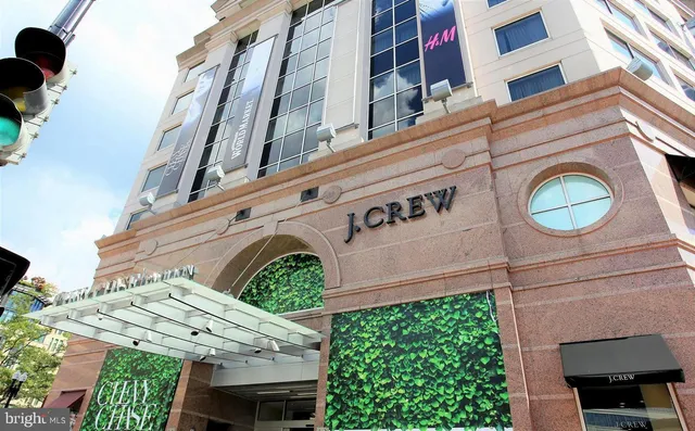 $2,100 | 4515 Willard Avenue, Unit 1506S, Chevy Chase, MD 20815