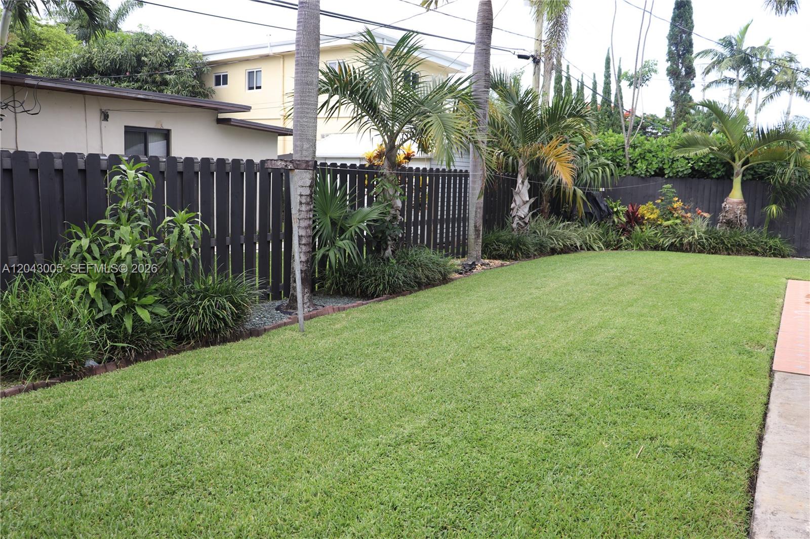 5931 Southwest 46th Street Miami, FL 33155 - Photo 33 of 35 Back Yard