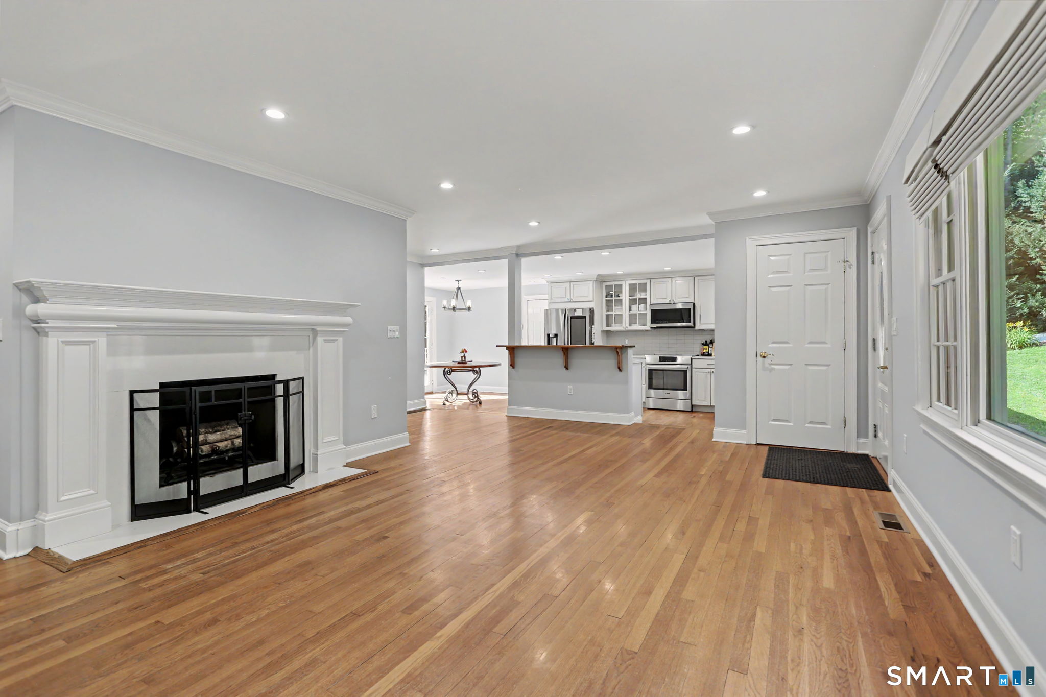 25 Sunset Hill Road Wilton, CT 06897 - Photo 2 of 33