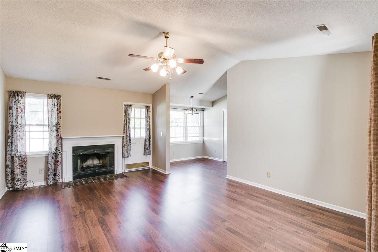 2001 Pelham Road, Unit 13 Greenville, SC 29615 - Photo 4 of 27 Gallery Image 4
